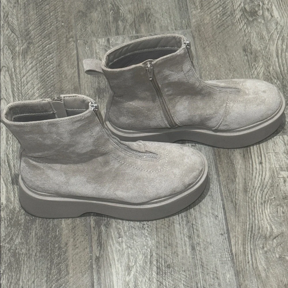 Portland Leather stylish platform